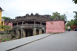 �������i���{���j