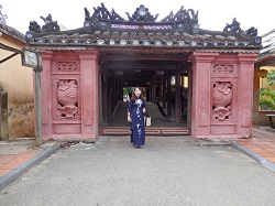 �������i���{���j