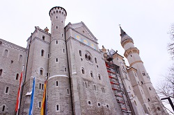 �m�C�V���o���V���^�C����