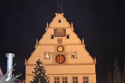 ���[�e���u���N