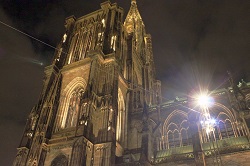 �X�g���X�u�[��