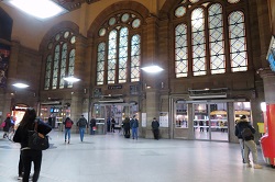 �X�g���X�u�[���w