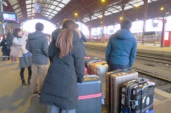 �X�g���X�u�[���w