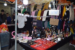 ナイトマーケット 写真