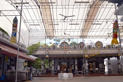 スロ・スリニヴァサ・ペルマル寺院