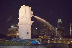 公園とへリックス・ブリッジ散策